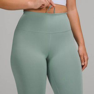 lululemon Wunder Train High Rise Contour Fit 25"  Size 8  NWT